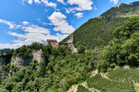 Blick auf Schloß Tirol (Südtirol)