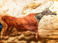 Reproduktionen der Höhlenmalereien von Lascaux