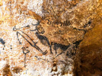 Reproduktionen der Höhlenmalereien von Lascaux