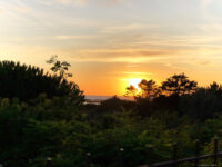 der erste Sonnenuntergang über dem Atlantik