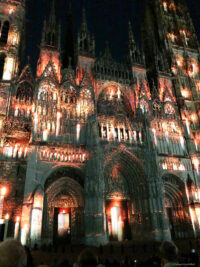 Rouen: Lichtshow an der Kathedrale
