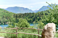 Blick auf den großen Montiggler See